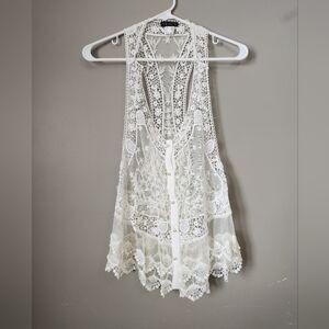 VENUS White Lace Top